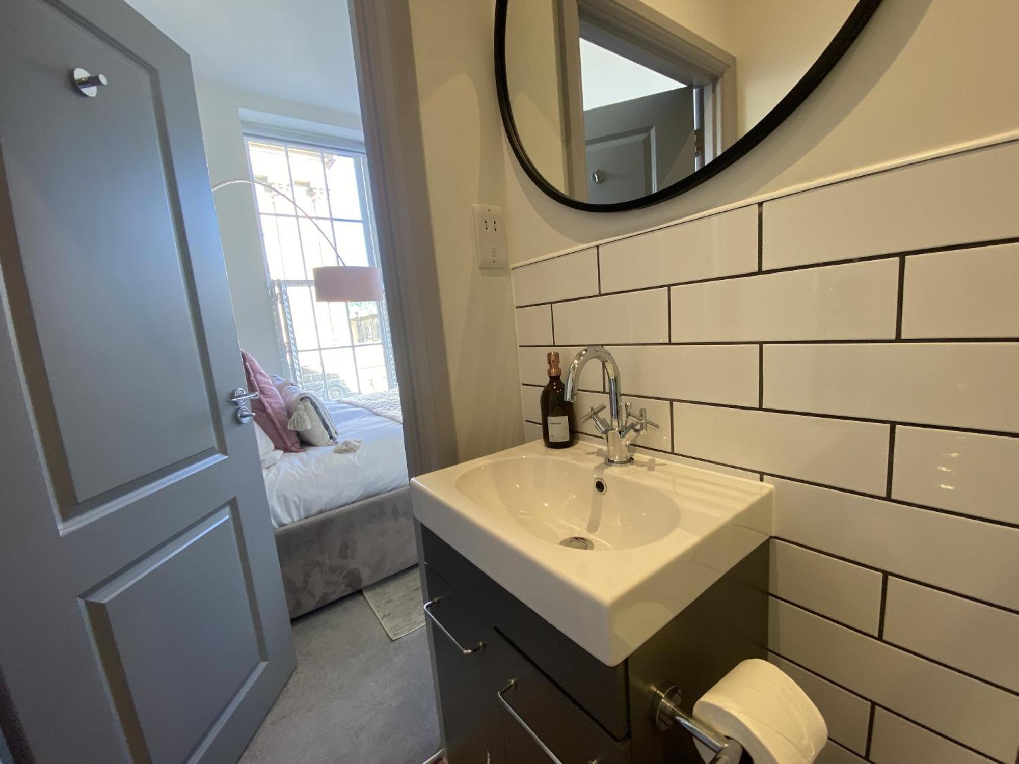 Roman Bath View, Bath Keys Bagian luar foto