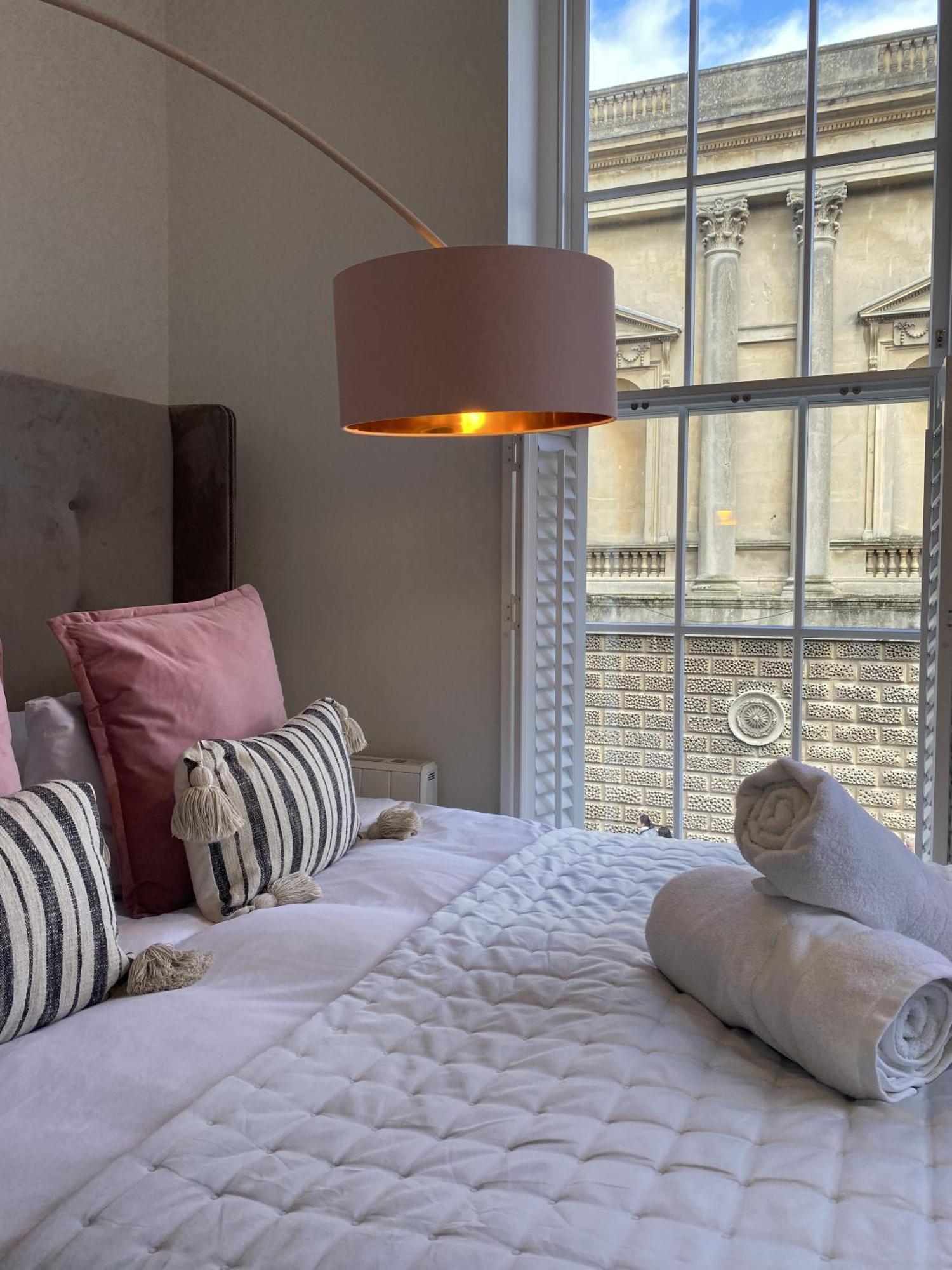 Roman Bath View, Bath Keys Bagian luar foto